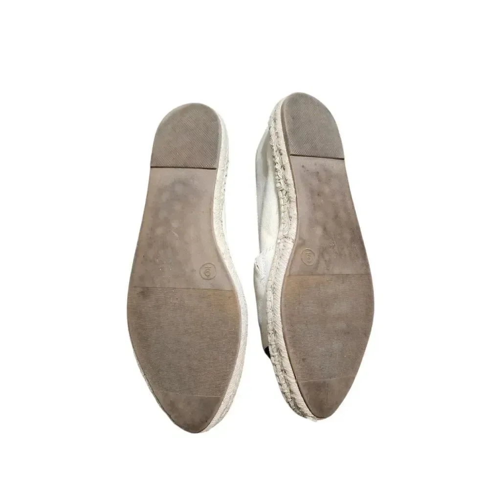 a new day Slip On Shoes 9 Cream Canvas Black Faux Suede Almond Toe Espadrilles